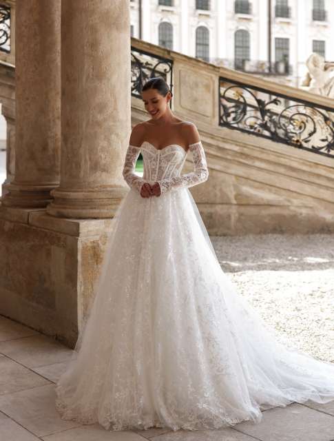 princeza vencanice, jednostavne vencanice, vencanice sa slicem, dizajnerske vencanice, brendirane vencanice, cipkane vencanice